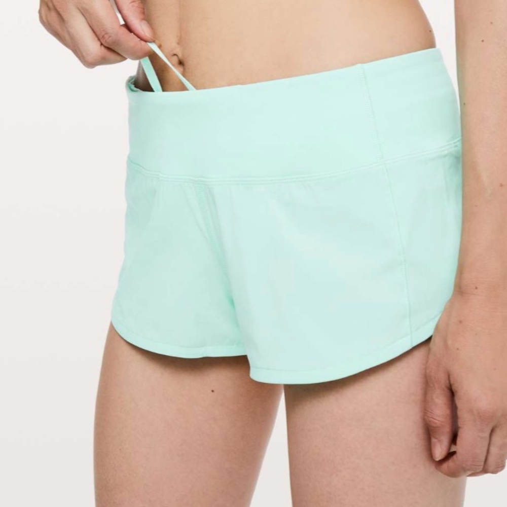 Lululemon Toothpaste Speed Up Short 2.5” Size 6